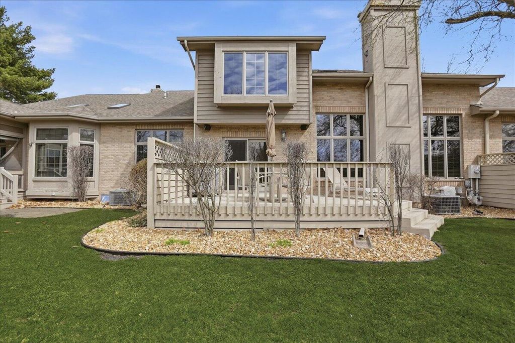 Photo of 1622 Cherry Blossom Drive, Munster, IN 46321 (MLS # 836407)