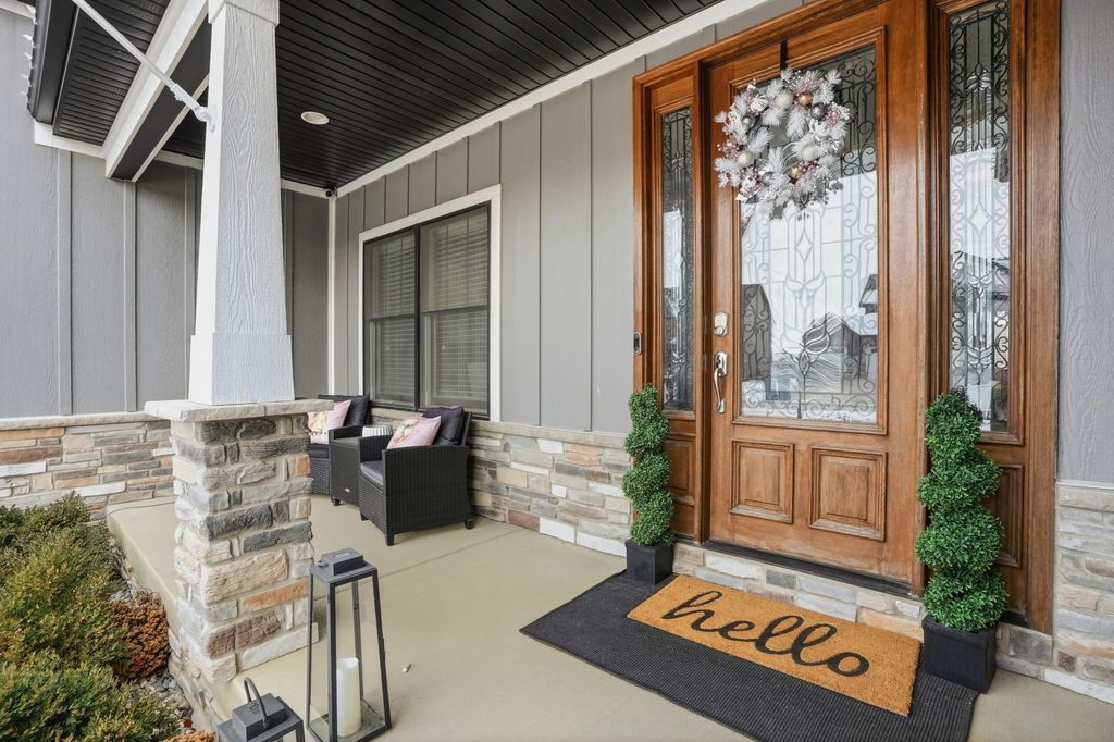 Photo of 13438 Waterleaf Drive, Saint John, IN 46373 (MLS # 831974)