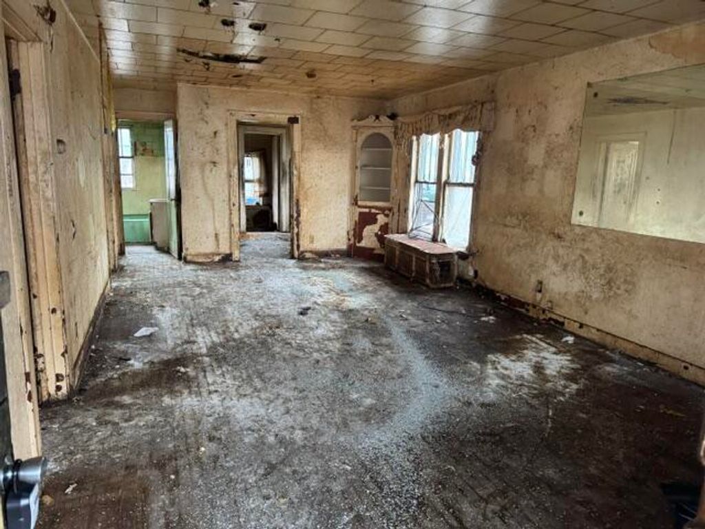 Photo of 1329 Michigan Street, Hammond, IN 46320 (MLS # 835259)