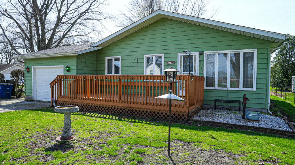 Photo of 414 E Dominic Street, La Crosse, IN 46348 (MLS # 837075)