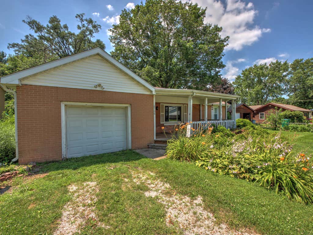 Photo of 2106 K Street, La Porte, IN 46350 (MLS # 841963)