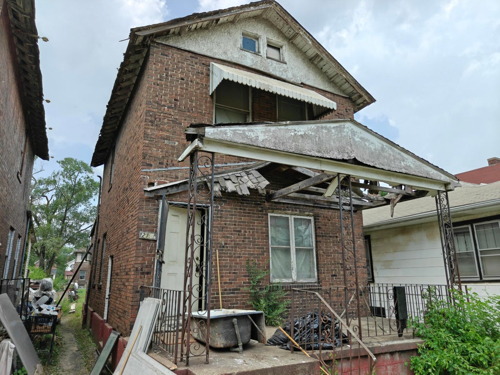 Photo of 216 Ellsworth Street, Gary, IN 46404 (MLS # 845600)