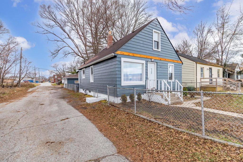 Photo of 456 Gerry Street, Gary, IN 46406 (MLS # 831359)