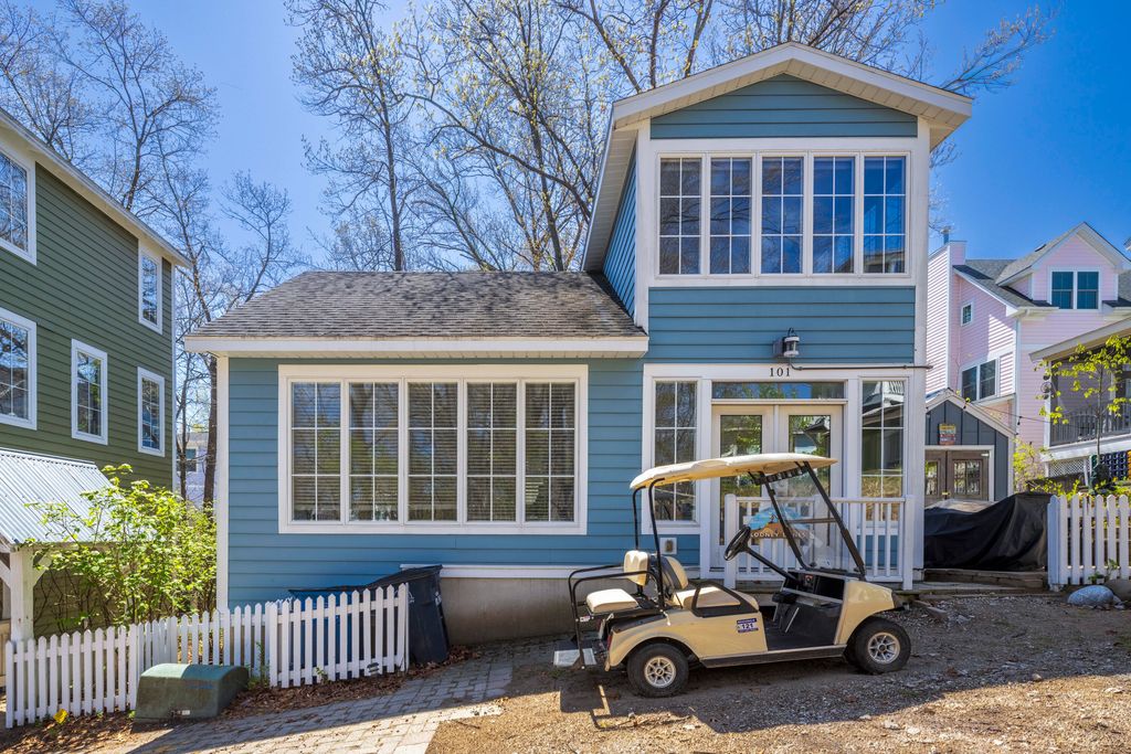 Photo of 101 Maggie Lane, Michigan City, IN 46360 (MLS # 837964)