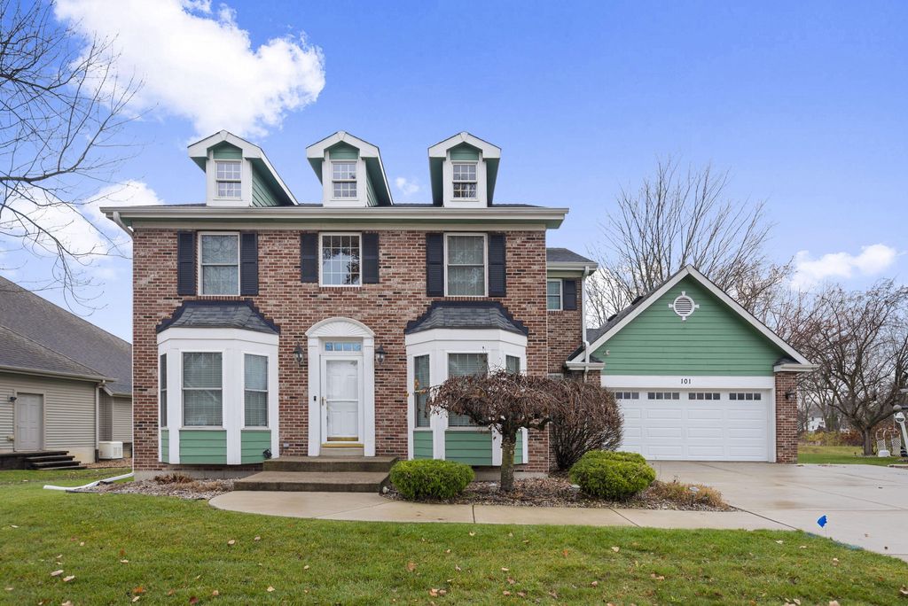 Photo of 101 81st Avenue, Schererville, IN 46375 (MLS # 831289)