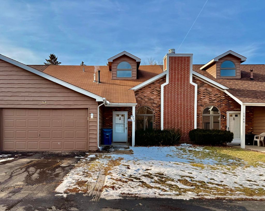 Photo of 1962 Aspen Court, Crown Point, IN 46307 (MLS # 832521)