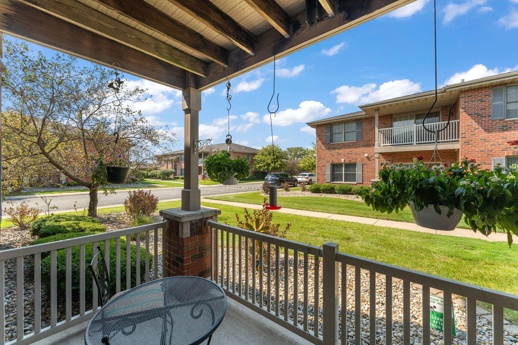 607 Cambridge Court 1d