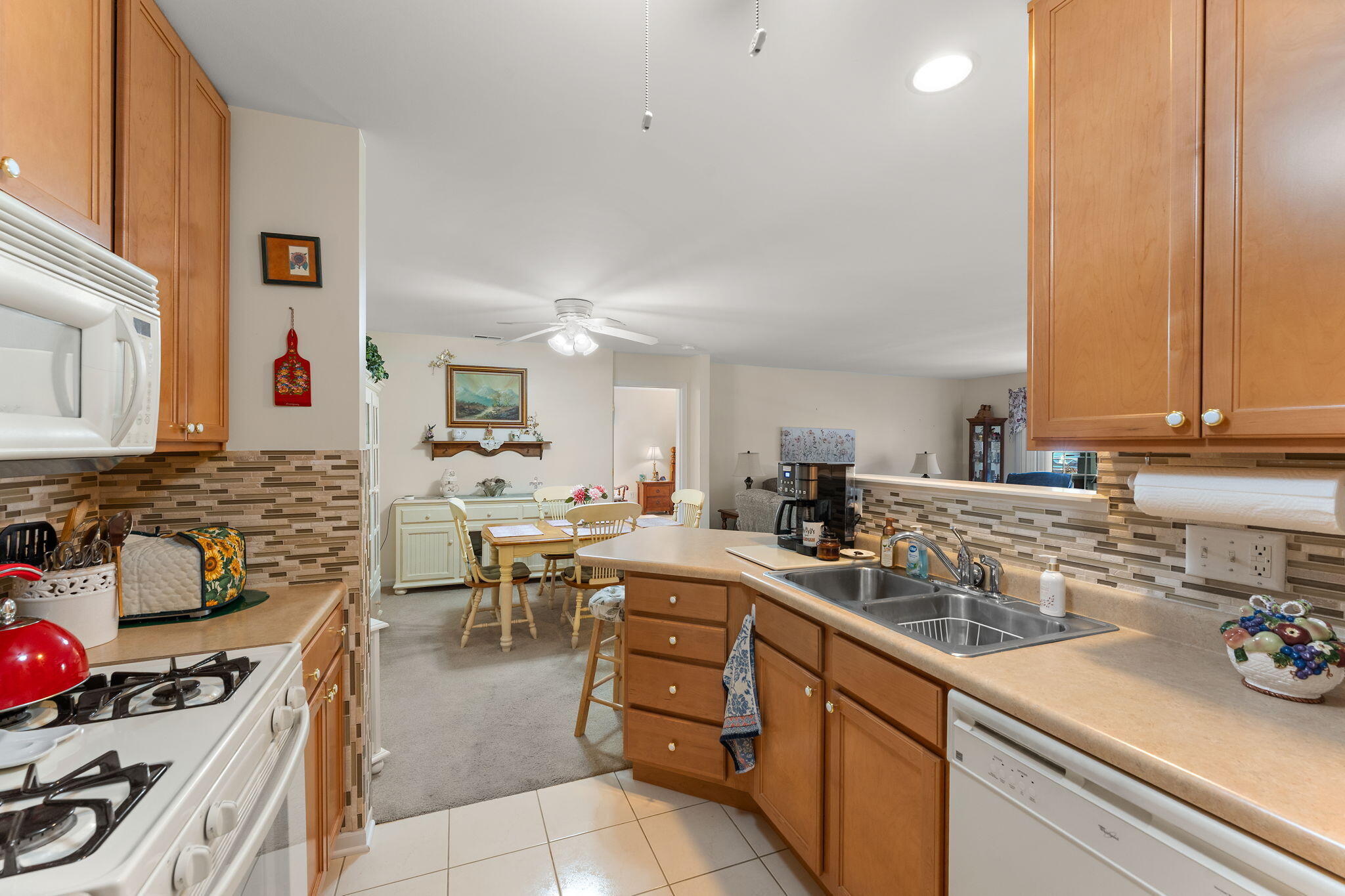 607 Cambridge Court 1d