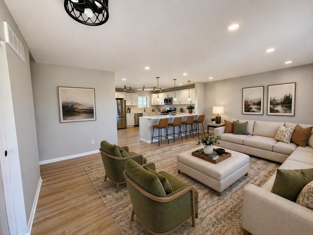 Photo of 601 N Holly Lane, Griffith, IN 46319 (MLS # 837503)
