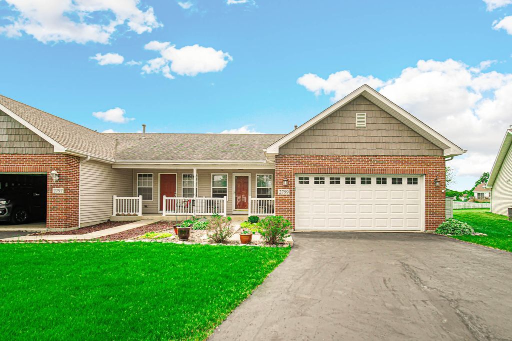 Photo of 2799 W 84th Lane, Merrillville, IN 46410 (MLS # 833437)