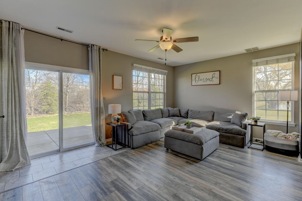 Photo of 1743 Springtime Court, Dyer, IN 46311 (MLS # 835957)