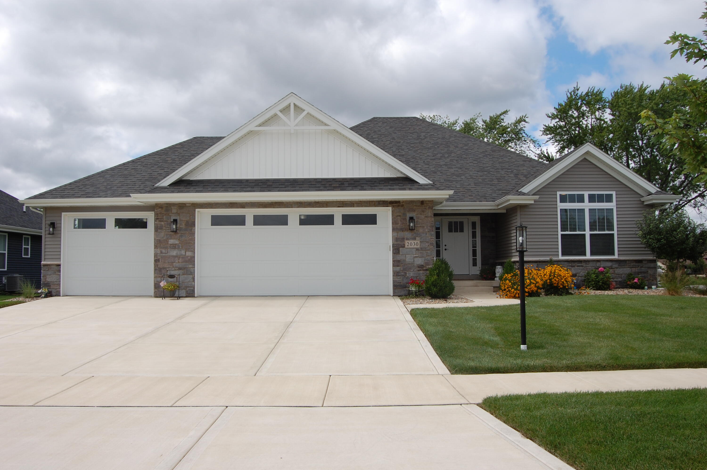2030 Peace Pkwy Court
