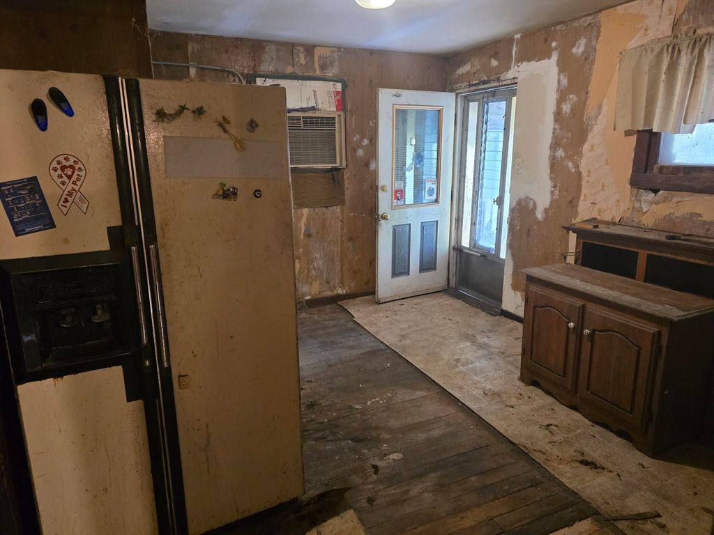 Photo of 2329 Colfax Street, Gary, IN 46406 (MLS # 829703)
