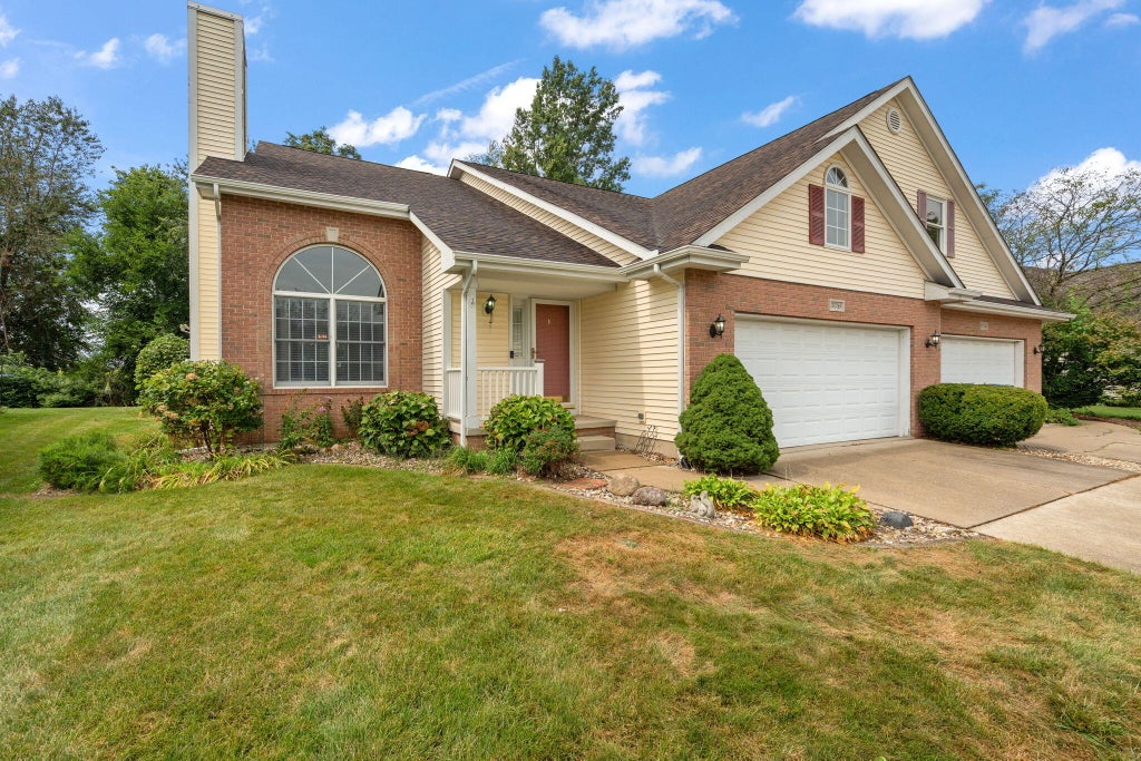 Photo of 376 Cherry Hills Drive, Chesterton, IN 46304 (MLS # 845256)