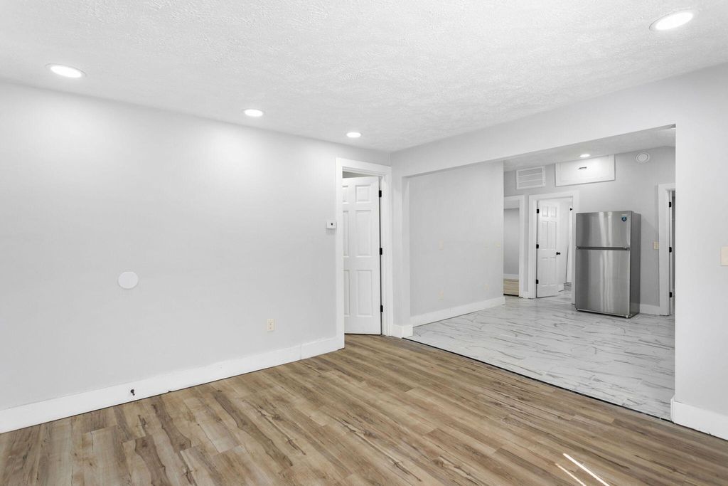 Photo of 7323 E Pansy Lane, New Carlisle, IN 46552 (MLS # 838662)