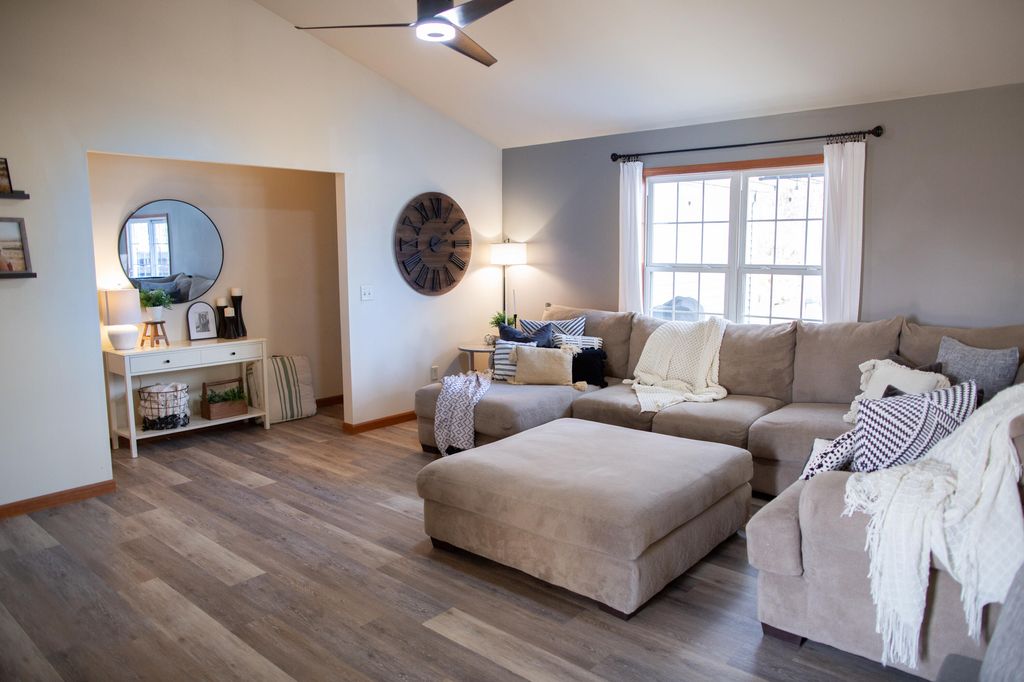 Photo of 414 17th Street SE, DeMotte, IN 46310 (MLS # 834718)