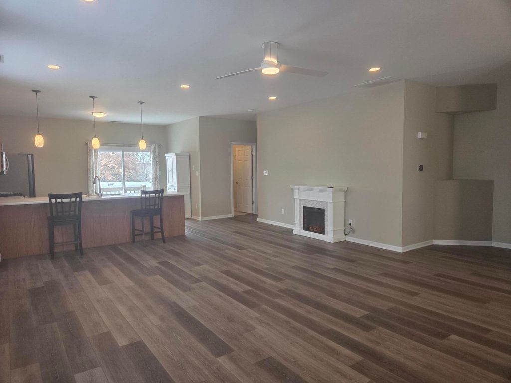 Photo of 1036 Crimson Clover Way, Schererville, IN 46375 (MLS # 831648)