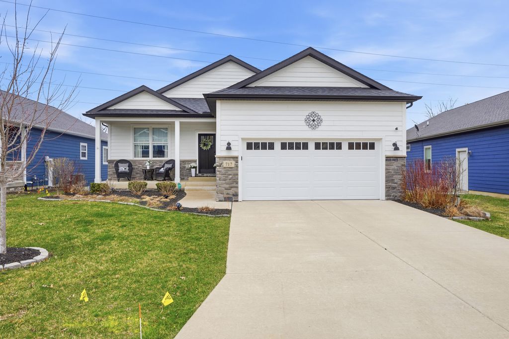 Photo of 717 Verdano Terrace, Crown Point, IN 46307 (MLS # 836155)