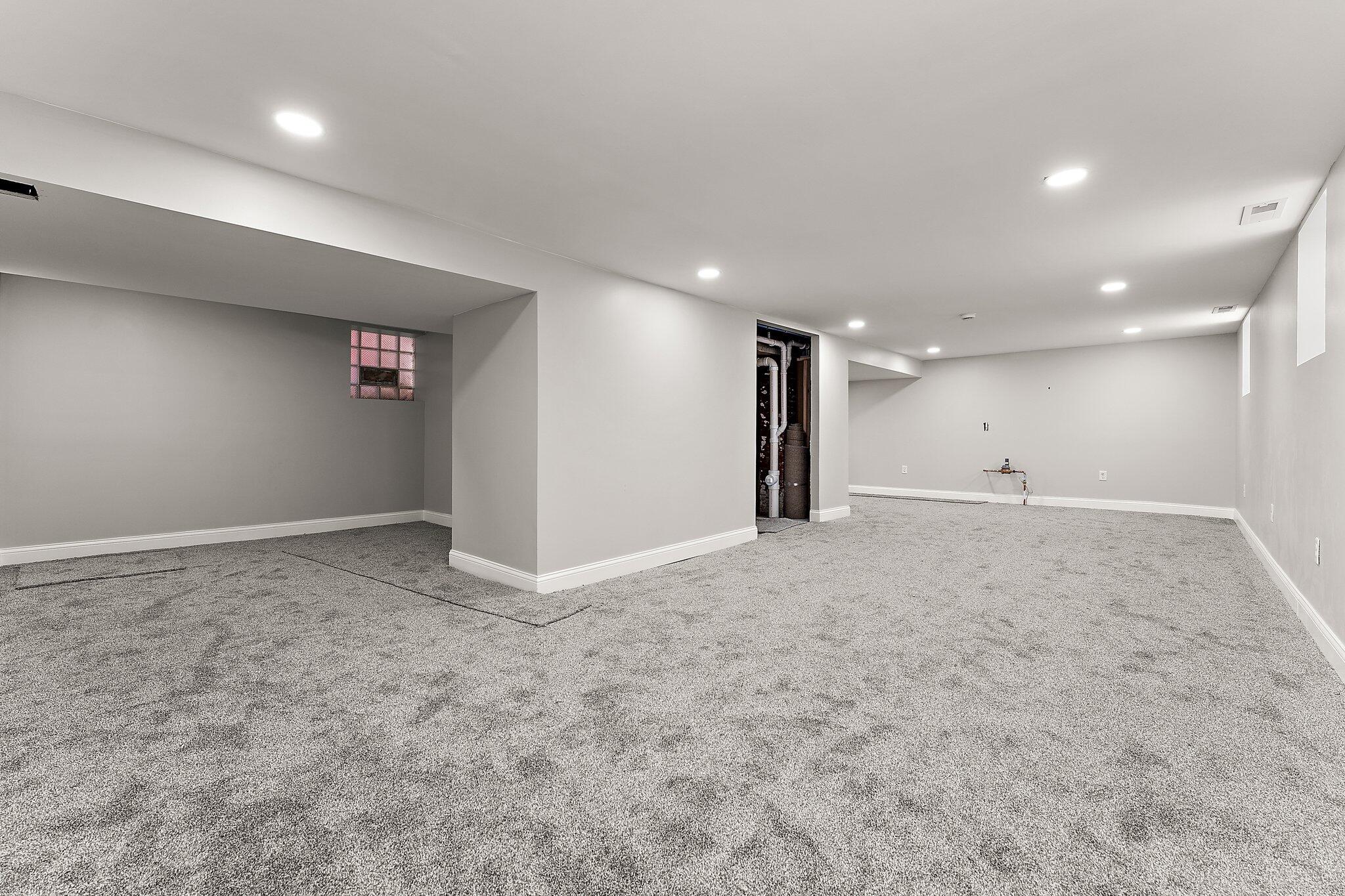 Hammond, Indiana 46320, United States, 4 Bedrooms Bedrooms, ,3 BathroomsBathrooms,Residential,Active,119111