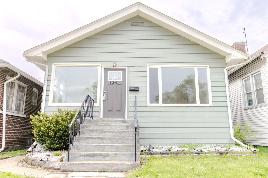 Photo of 829 Johnson Street, Gary, IN 46402 (MLS # 838161)