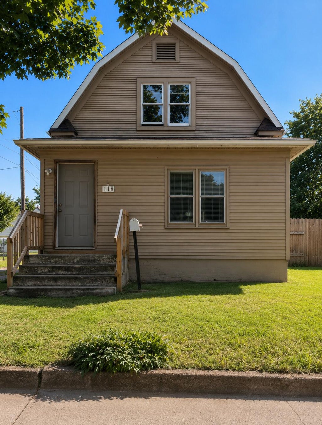 Photo of 118 Dewey Street, Michigan City, IN 46360 (MLS # 845513)