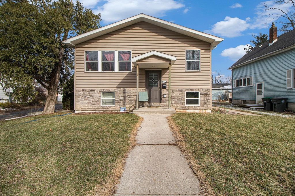 Photo of 1139 State Street, Hobart, IN 46342 (MLS # 835725)