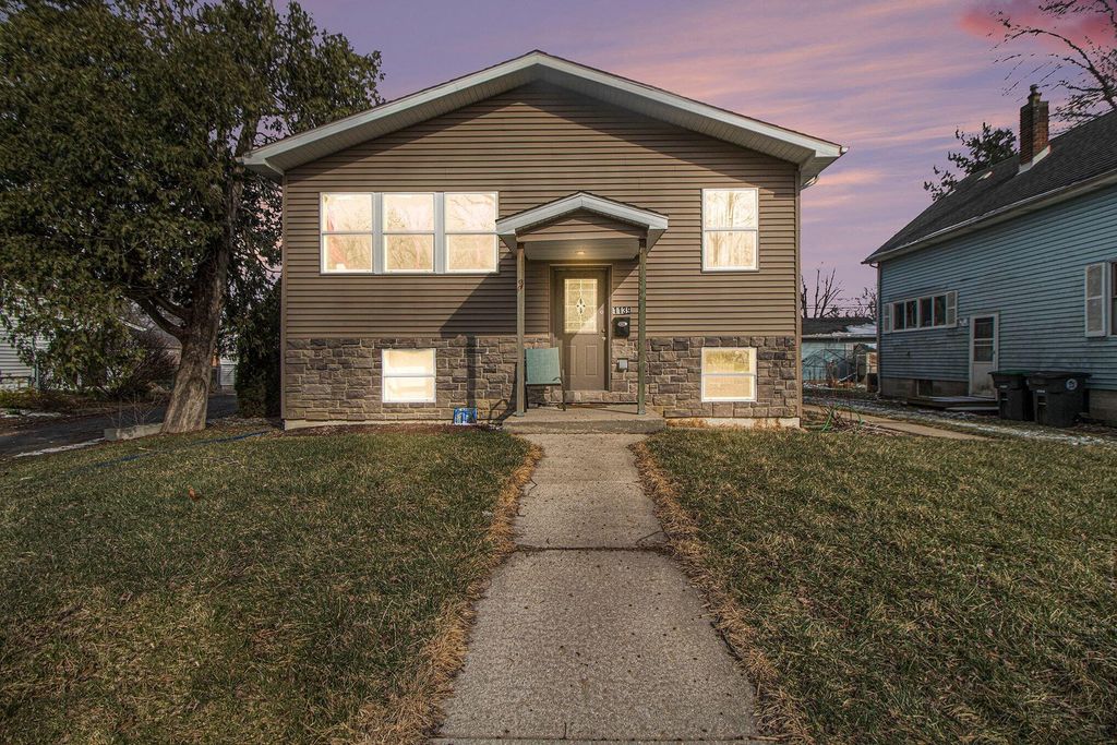 Photo of 1139 State Street, Hobart, IN 46342 (MLS # 835725)