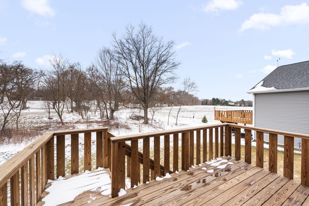 Photo of 303 Hatch Lake Parkway, Valparaiso, IN 46385 (MLS # 834507)