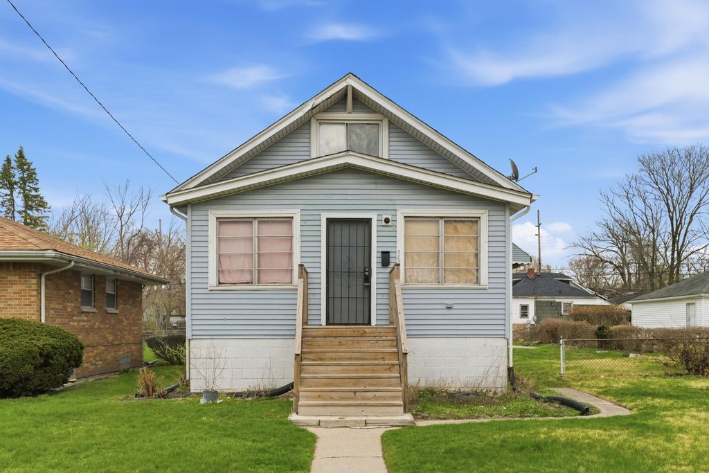 Photo of 3643 Carolina Street, Gary, IN 46409 (MLS # 837306)