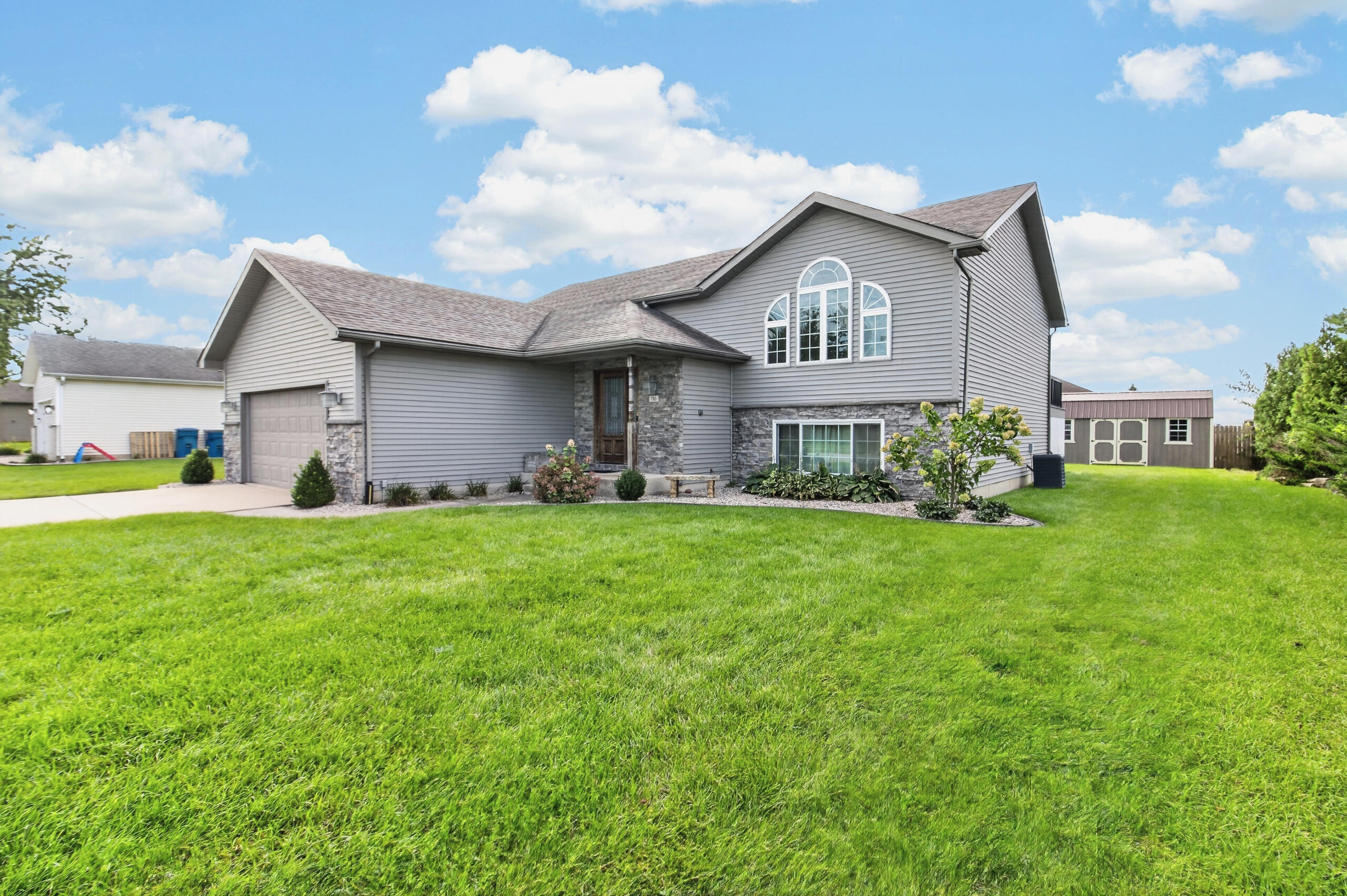 795 Surrey Drive