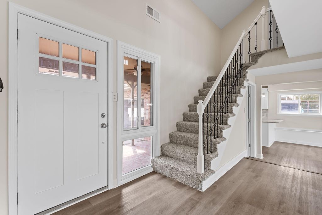 Photo of 2600 W 59th Place, Merrillville, IN 46410 (MLS # 836183)