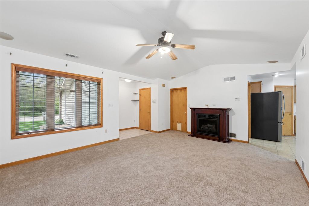 Photo of 3630 Franklin Avenue, Highland, IN 46322 (MLS # 837282)