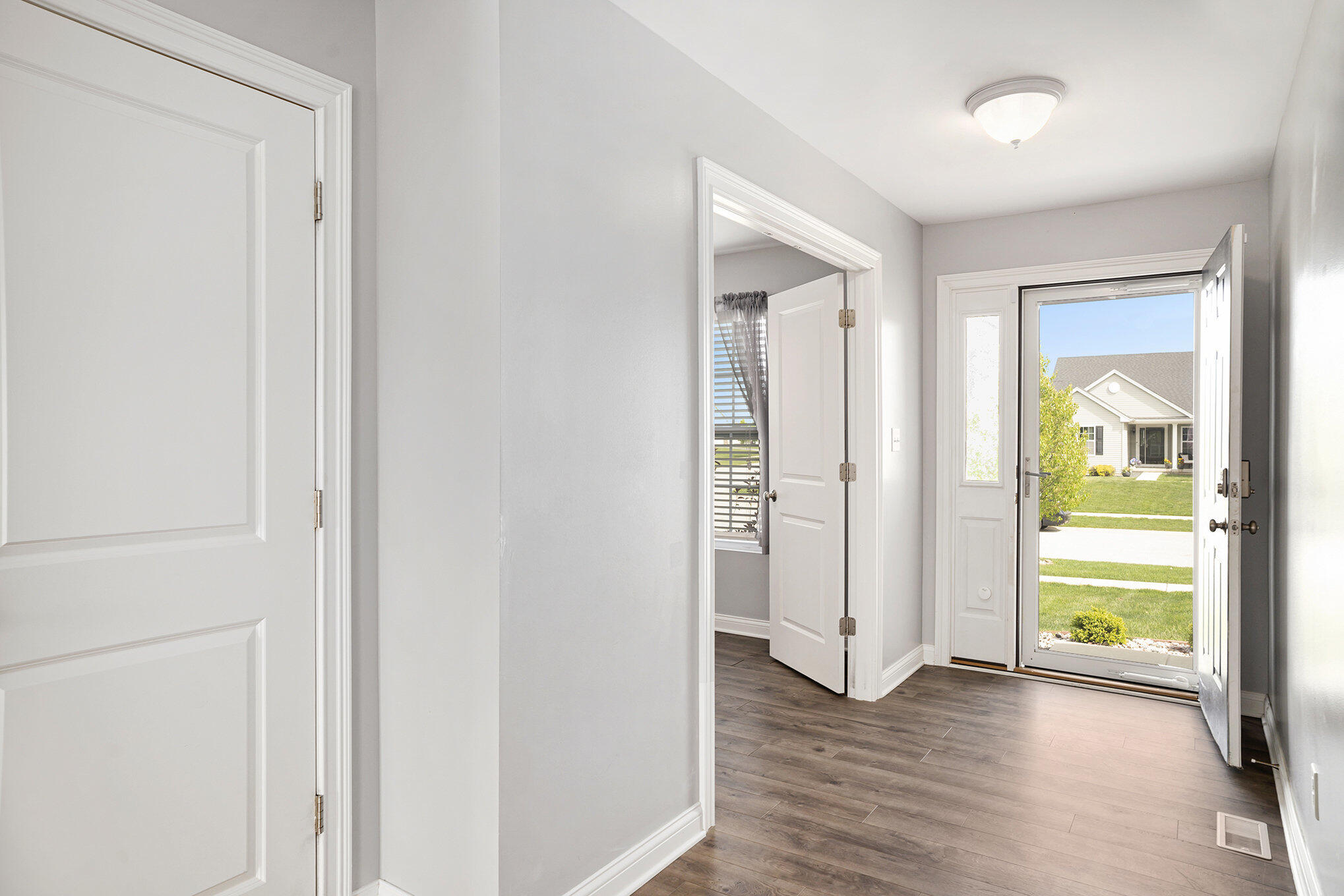 Crown Point, Indiana 46307, United States, 3 Bedrooms Bedrooms, ,3 BathroomsBathrooms,Residential,Active,131395