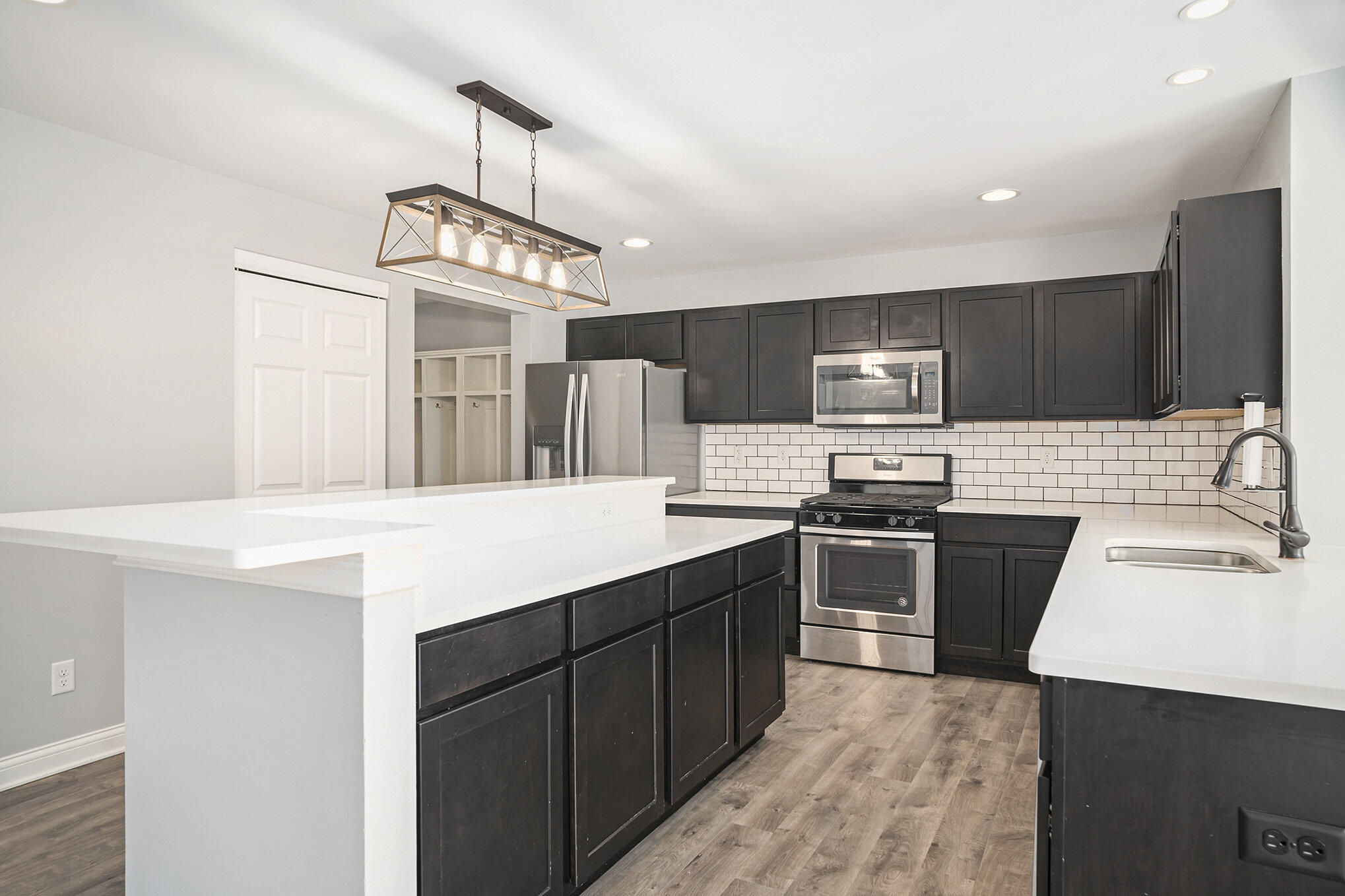 Crown Point, Indiana 46307, United States, 3 Bedrooms Bedrooms, ,3 BathroomsBathrooms,Residential,Active,131395