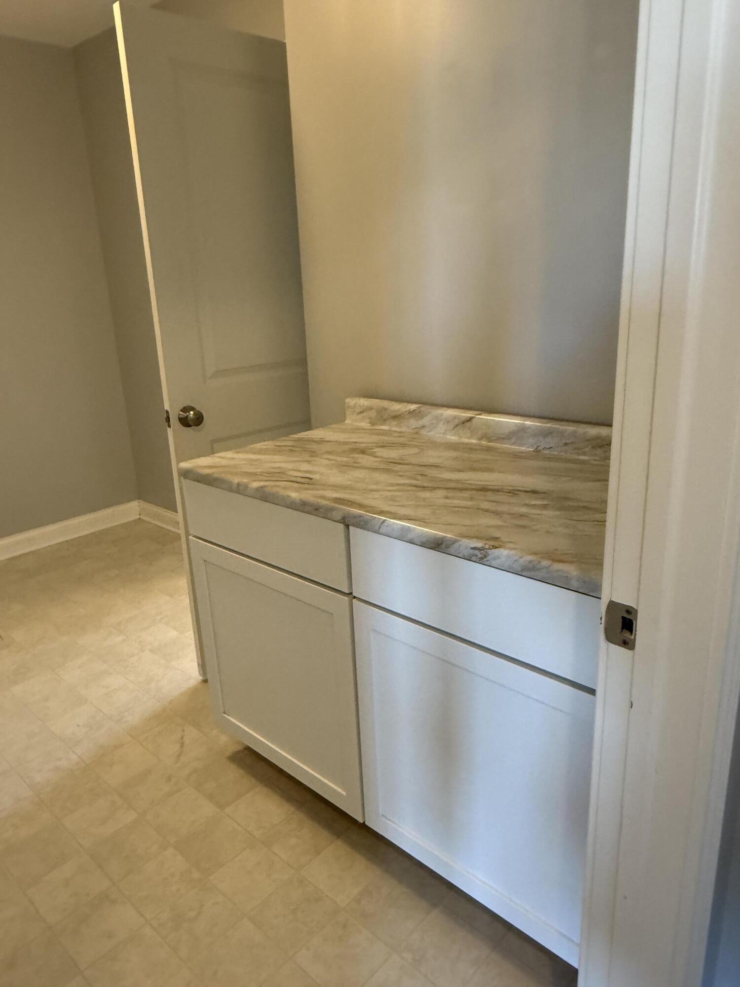 Crown Point, Indiana 46307, United States, 3 Bedrooms Bedrooms, ,3 BathroomsBathrooms,Residential,Active,131395