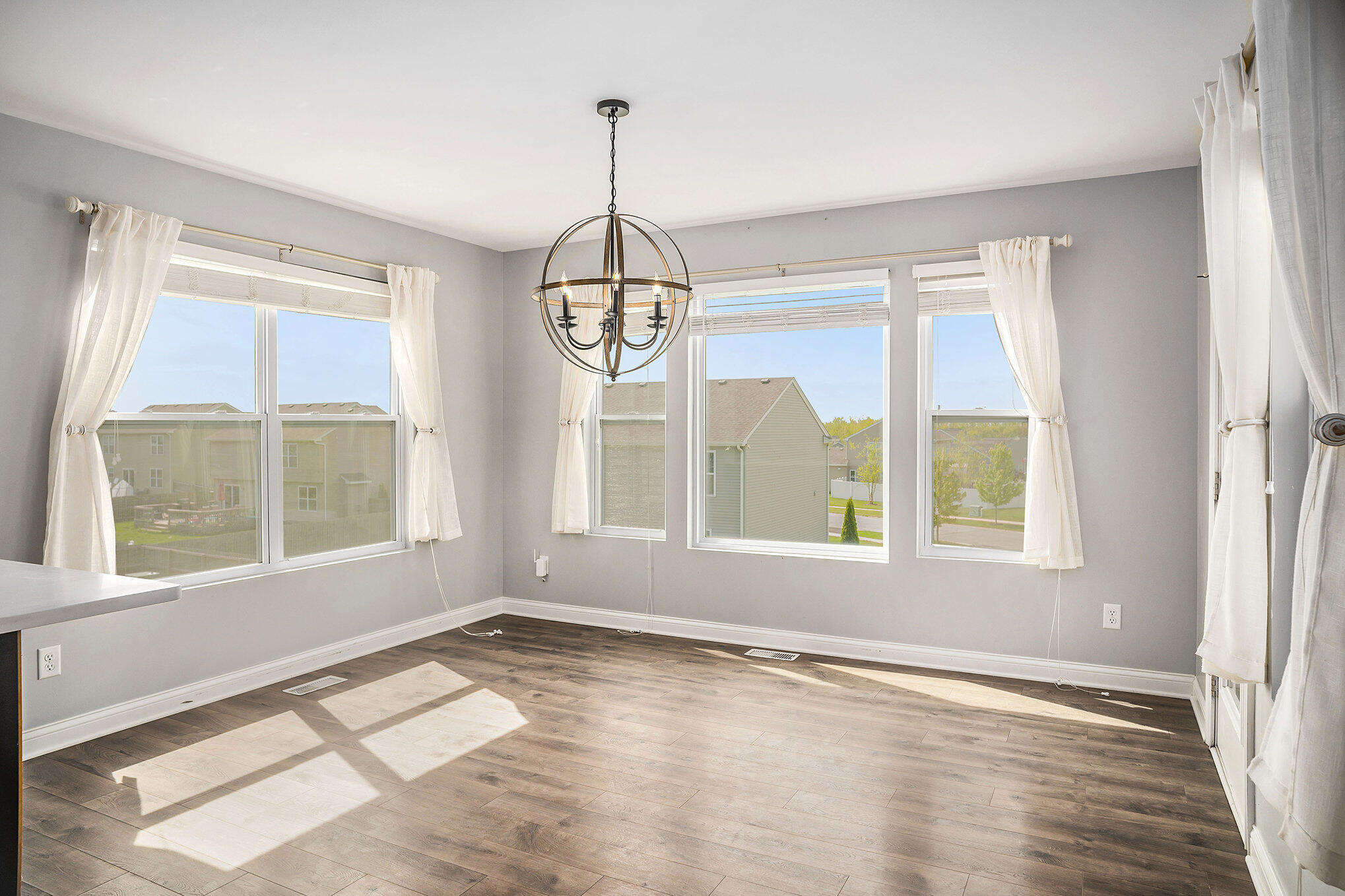 Crown Point, Indiana 46307, United States, 3 Bedrooms Bedrooms, ,3 BathroomsBathrooms,Residential,Active,131395