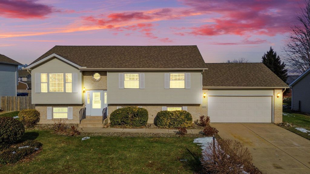 Photo of 5684 Dove Dale Avenue, Portage, IN 46368 (MLS # 832022)