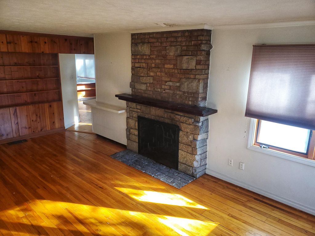 Photo of 2220 Oriole Trail, Long Beach, IN 46360 (MLS # 830627)