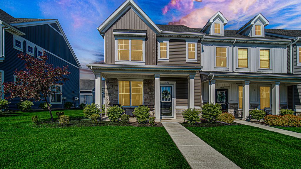 Photo of 11828 Kentucky Street, Crown Point, IN 46307 (MLS # 839087)