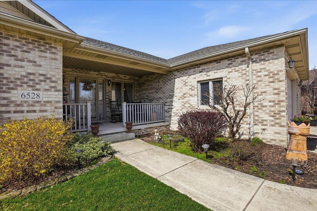 Photo of 6528 Tumbleweed Lane, Schererville, IN 46375 (MLS # 836476)