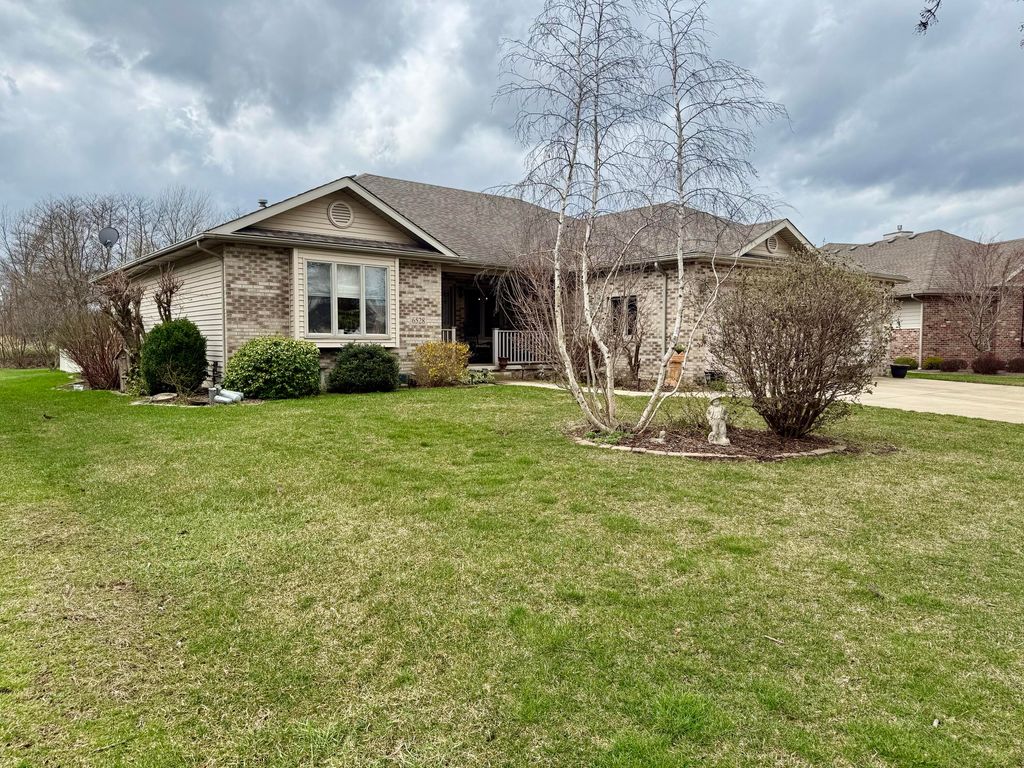 Photo of 6528 Tumbleweed Lane, Schererville, IN 46375 (MLS # 836476)