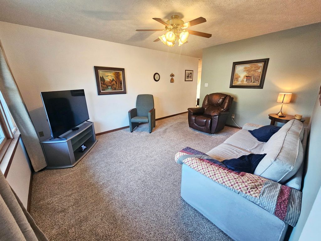 Photo of 2858 Brown Street, Portage, IN 46368 (MLS # 837673)