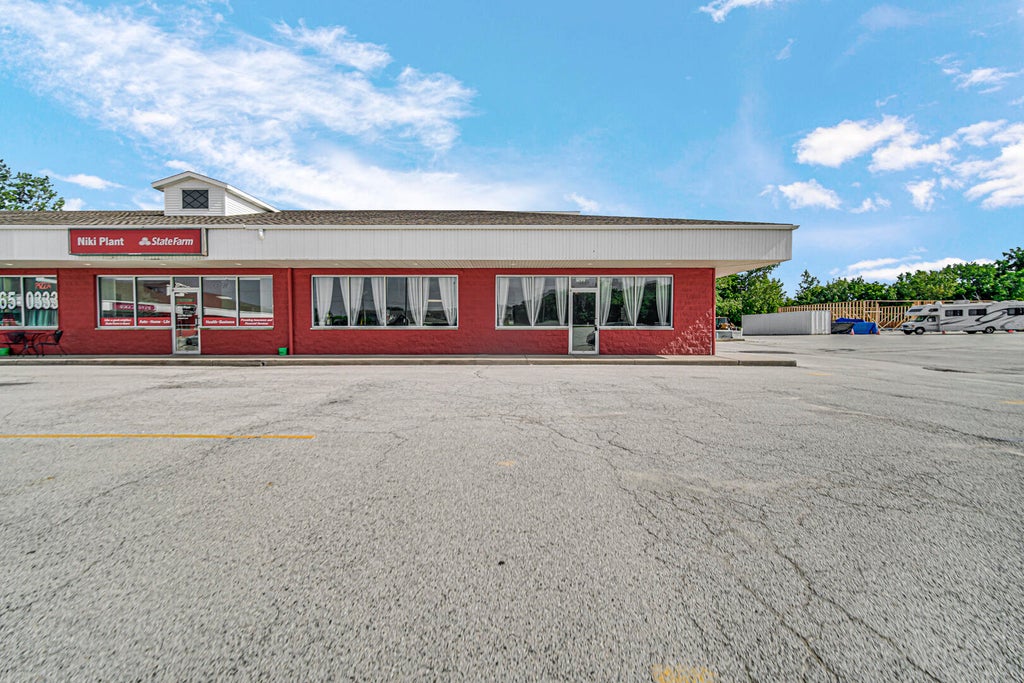 Photo of 346 E Lincoln Highway #J, Schererville, IN 46375 (MLS # 841737)