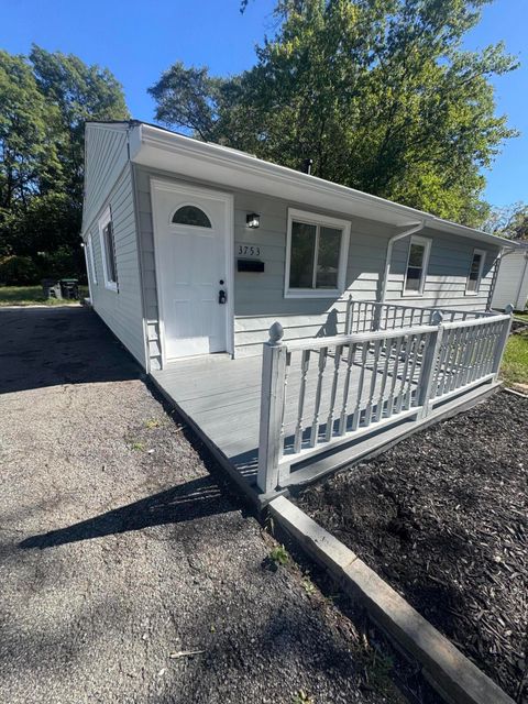 3753 Montgomery Street, Hobart, IN 46342 - #: 829196