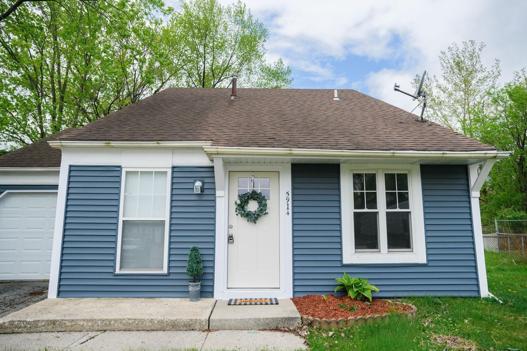 Photo of 5914 Fillmore Place, Merrillville, IN 46410 (MLS # 838128)