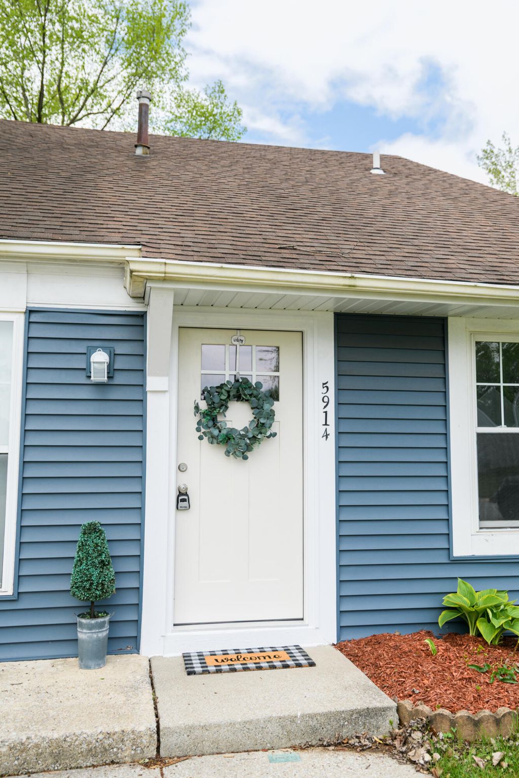 Photo of 5914 Fillmore Place, Merrillville, IN 46410 (MLS # 838128)