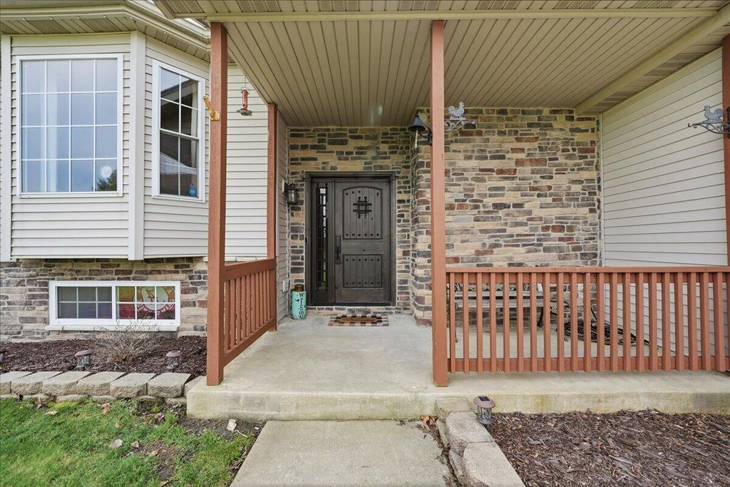 Photo of 9197 W 196th Avenue, Lowell, IN 46356 (MLS # 836751)