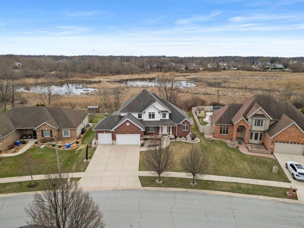 Photo of 29 81st Avenue, Schererville, IN 46375 (MLS # 836444)