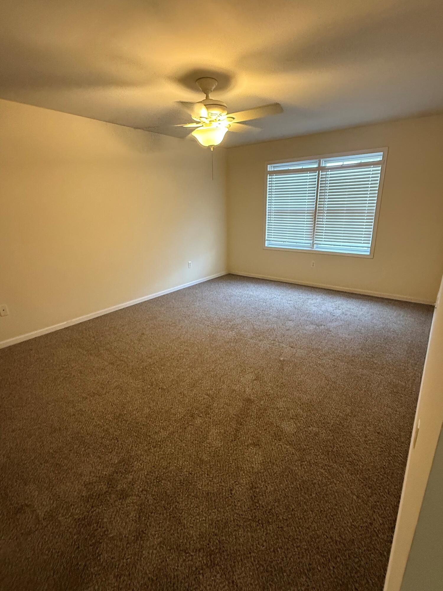 644 Cambridge Court 1b