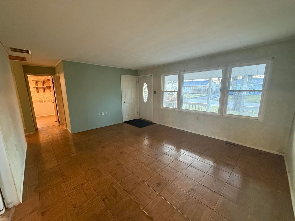 Photo of 733-1 Imperial Road, Valparaiso, IN 46385 (MLS # 833673)